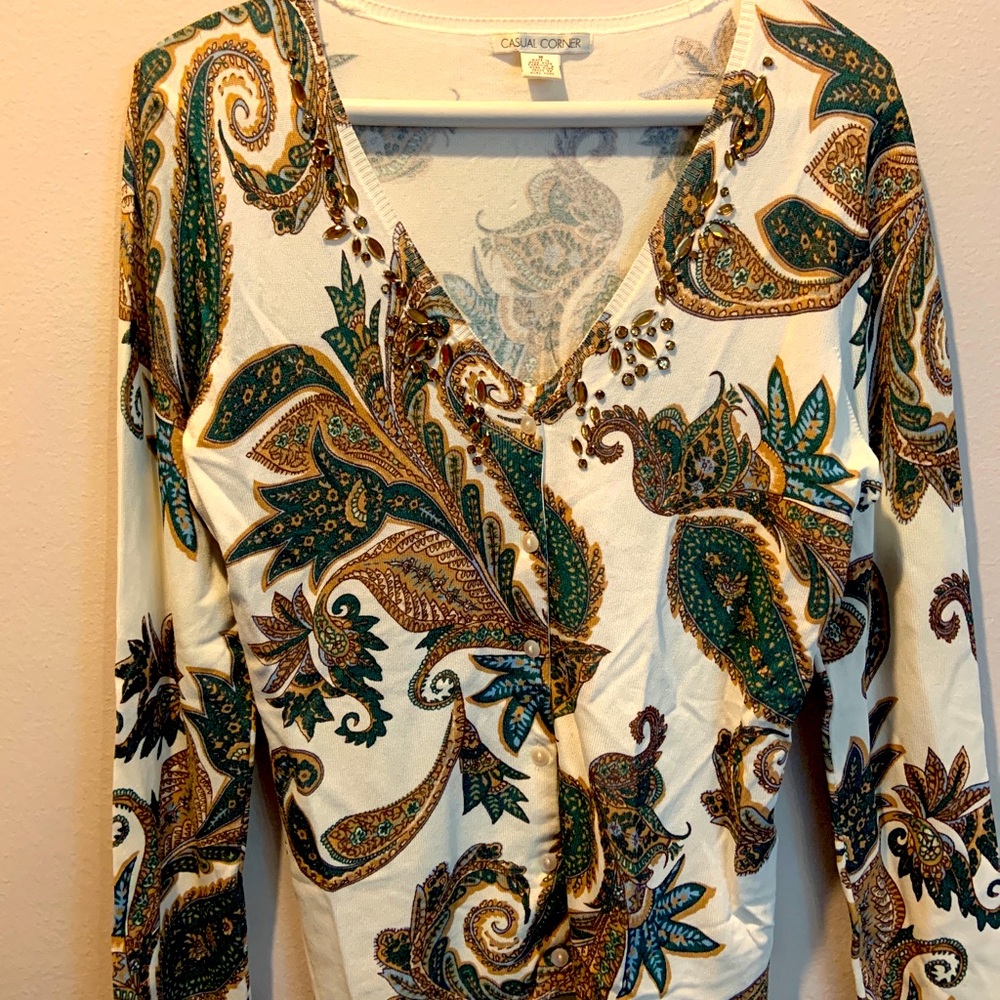Women’s button down sweater. Size M